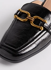 Mule with Hardware (WW)