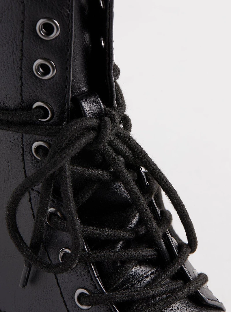 Laceup Flat Combat Boot (WW)
