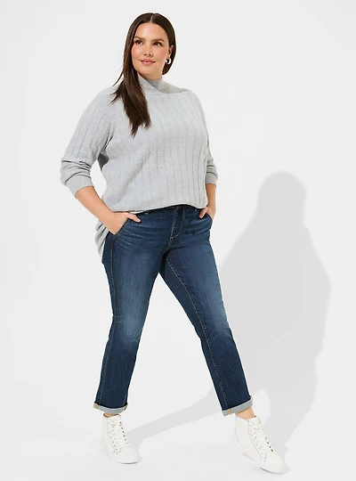 Weekend Boyfriend Mid-Rise Jean