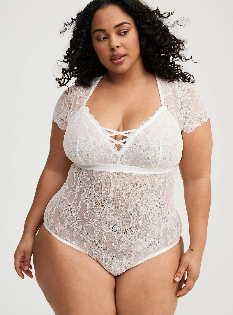 Lace Short Sleeve Bodysuit