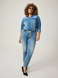 Weekend Jogger Mid-Rise Jean