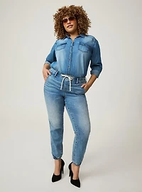 Weekend Jogger Mid-Rise Jean