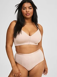 Dream Wire-Free Front-Close Bra