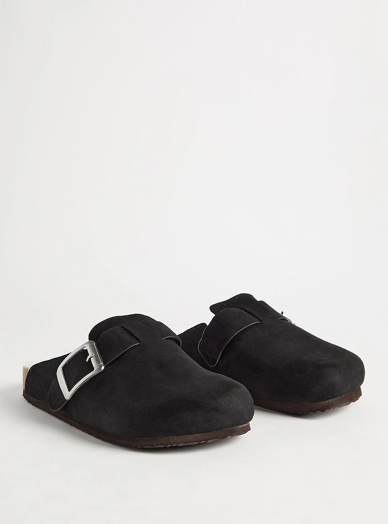 Cozy Buckle Clog (WW)