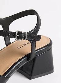 Bow Block Heel (WW)