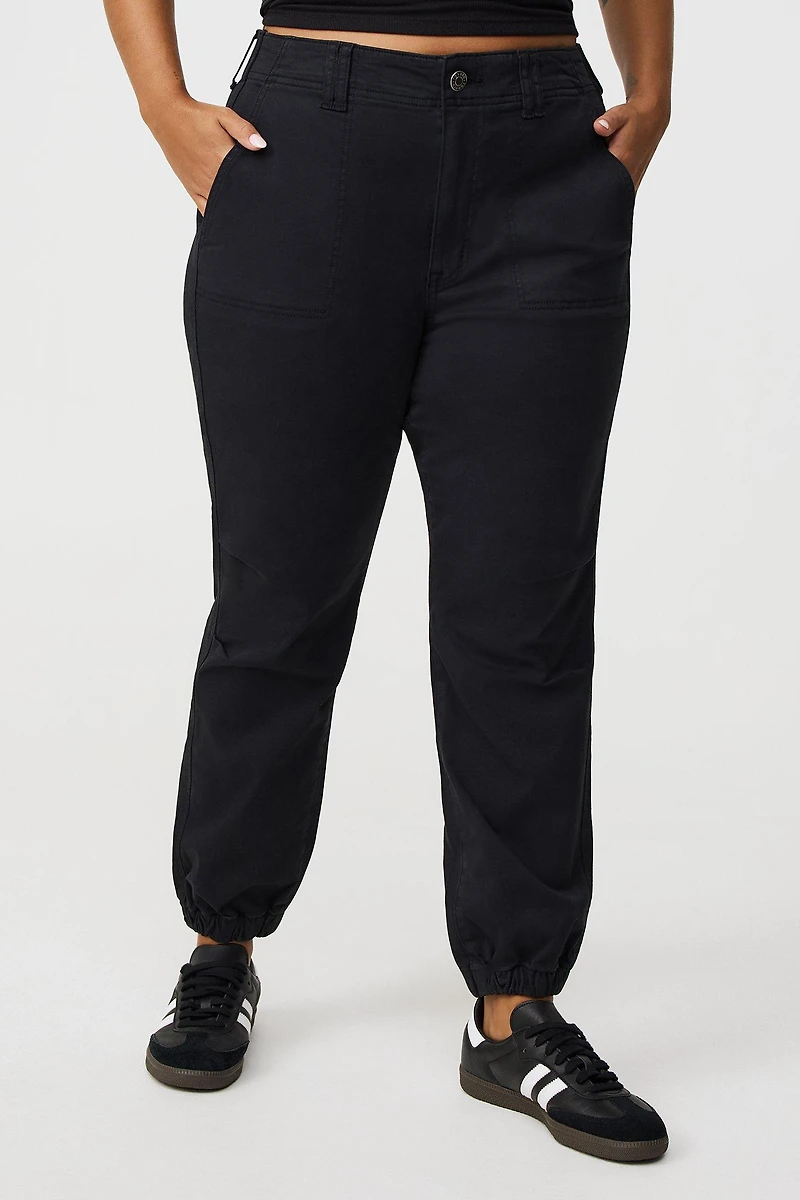 Utility Stretch Twill Jogger
