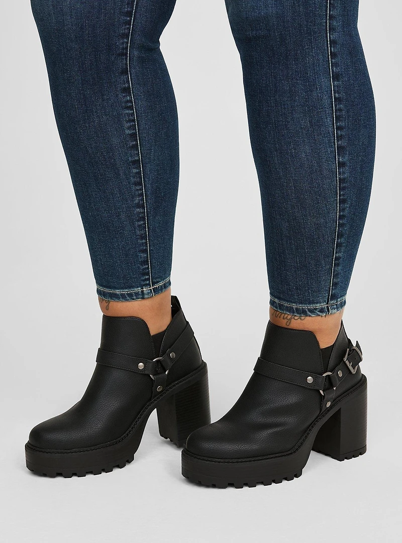 Lug Sole Heeled Bootie (WW)