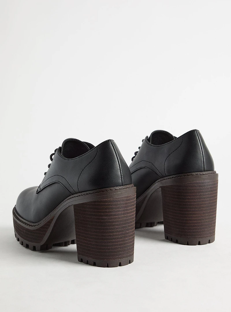 Lace-Up Heeled Oxford (WW)
