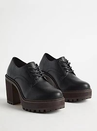 Lace-Up Heeled Oxford (WW)
