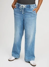 Weekend Mid-Rise Wide Leg Jean