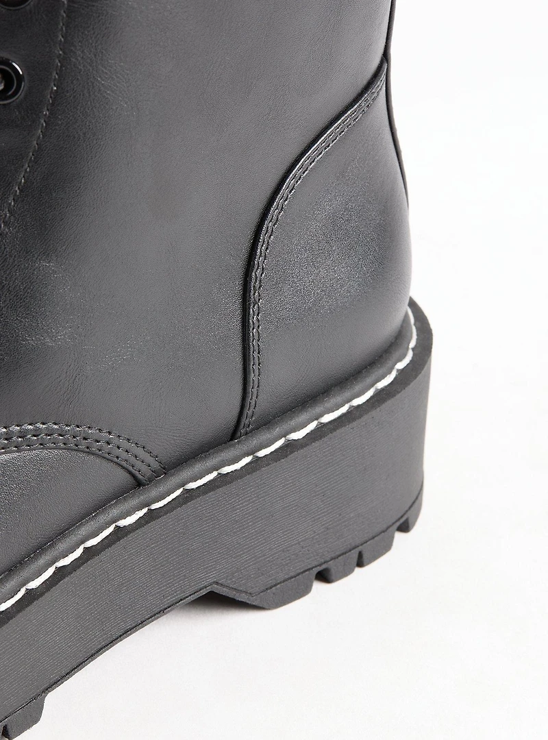 Lace-Up Combat Boot (WW)