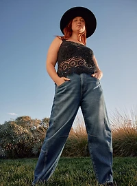 Festi High-Rise Barrel Jean