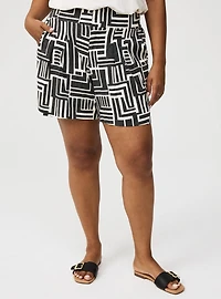 Pleated Pull-on Short