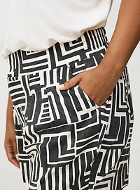 Pleated Pull-on Short