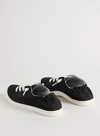 Riley Ruched Sneaker (M