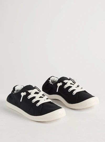 Riley Ruched Sneaker (M