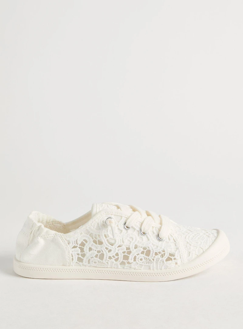 Crochet Ruched Sneaker (M