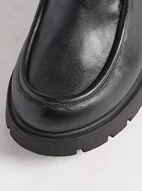 Lace-Up Loafer (WW