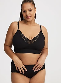 Lightly Lined Seamless Plunge Bralette