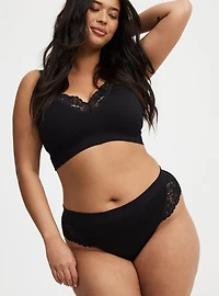 Seamless Smooth Mid-Rise Thong Panty