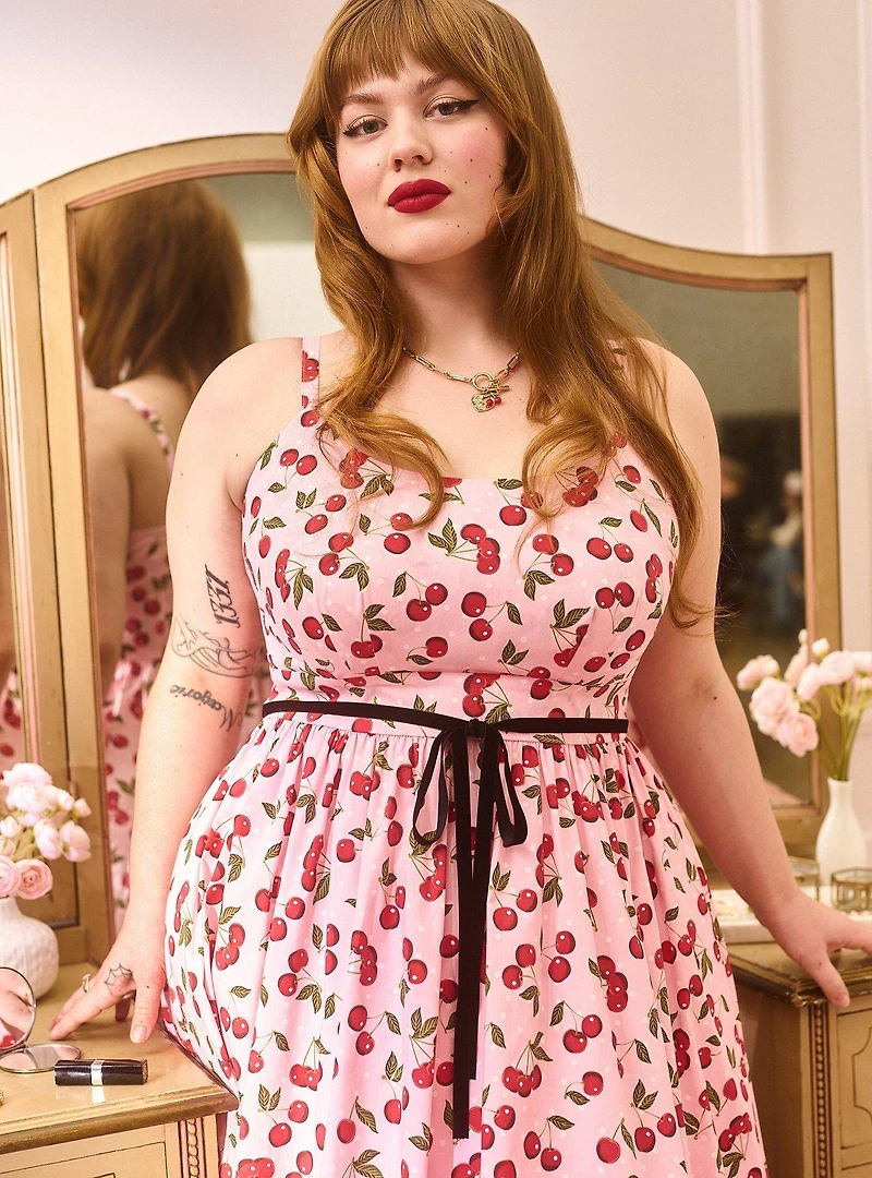 Retro Chic Swing-Skirt Dress