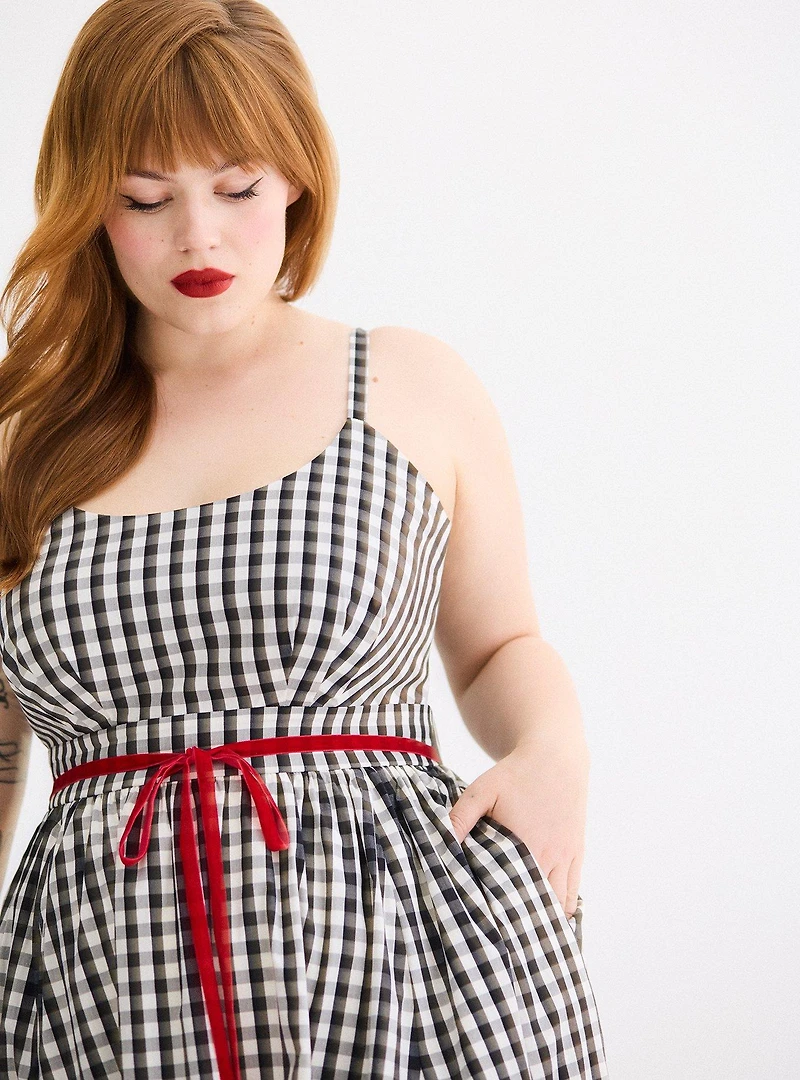 Retro Chic Swing-Skirt Dress