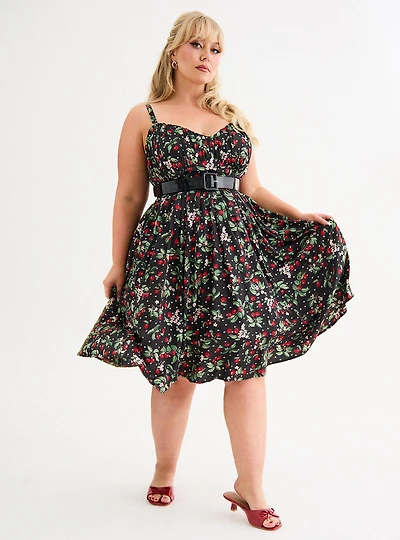 Retro Chic Pleated Swing Dress