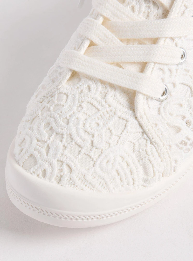 Crochet Ruched Sneaker (WW)