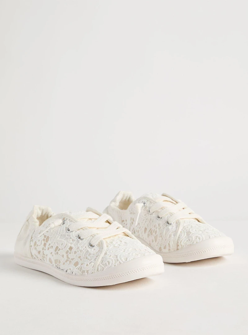Crochet Ruched Sneaker (WW)