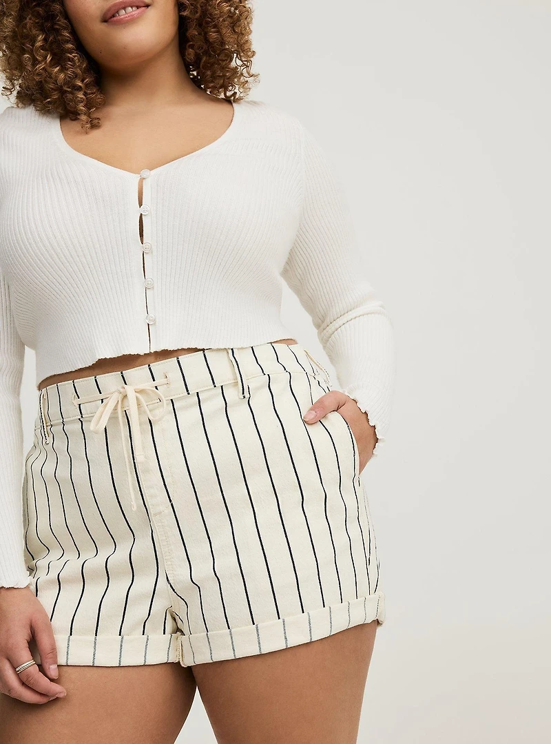3.5'' Weekend Mid-Rise Jean Short