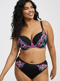 Mid-Rise Nova Lace Thong Panty