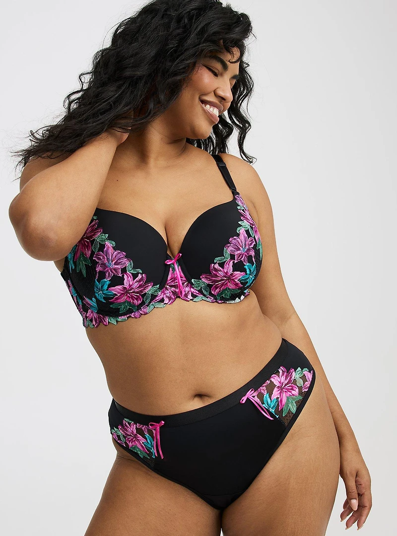 Mid-Rise Nova Lace Thong Panty