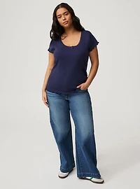 Lace Trim Fitted Scoop Tee