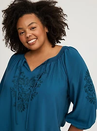 Challis Raglan 3/4 Sleeve Blouse