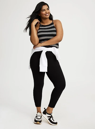 Crop Signature Ruched Legging
