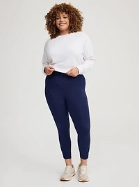Crop Signature Ruched Legging