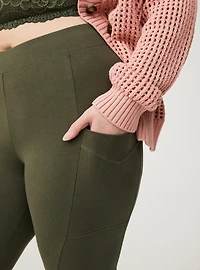 11'' Signature Side Pocket Short