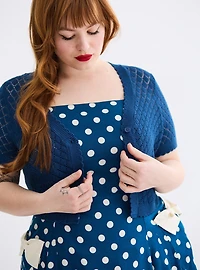 Retro Chic Scallop Edge Cardigan