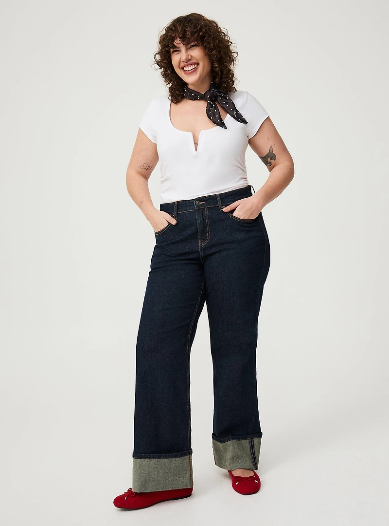 Foxy Scoop V-Wire Ruched Top