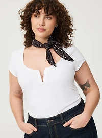 Foxy Scoop V-Wire Ruched Top