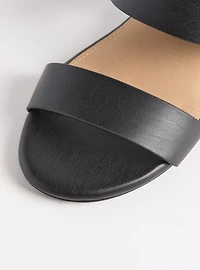Dual Band Block Heel (WW
