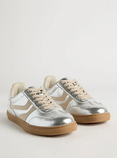 Quilted Lace-Up Sneaker (WW