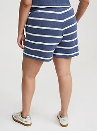 Pull-On High-Rise Short