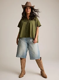Festi Raglan Button-Up Top