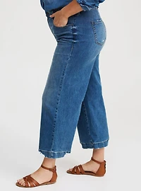 High-Rise Wide-Leg Ankle Crop Jean