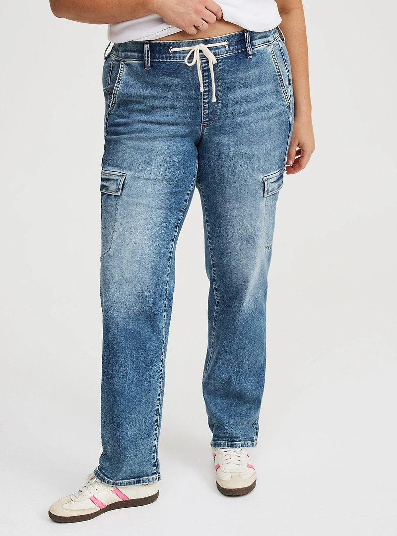 Weekend Mid-Rise Boyfriend Cargo Jean