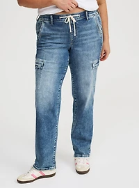 Weekend Mid-Rise Boyfriend Cargo Jean