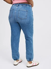 Weekend Mid-Rose Jogger Jean