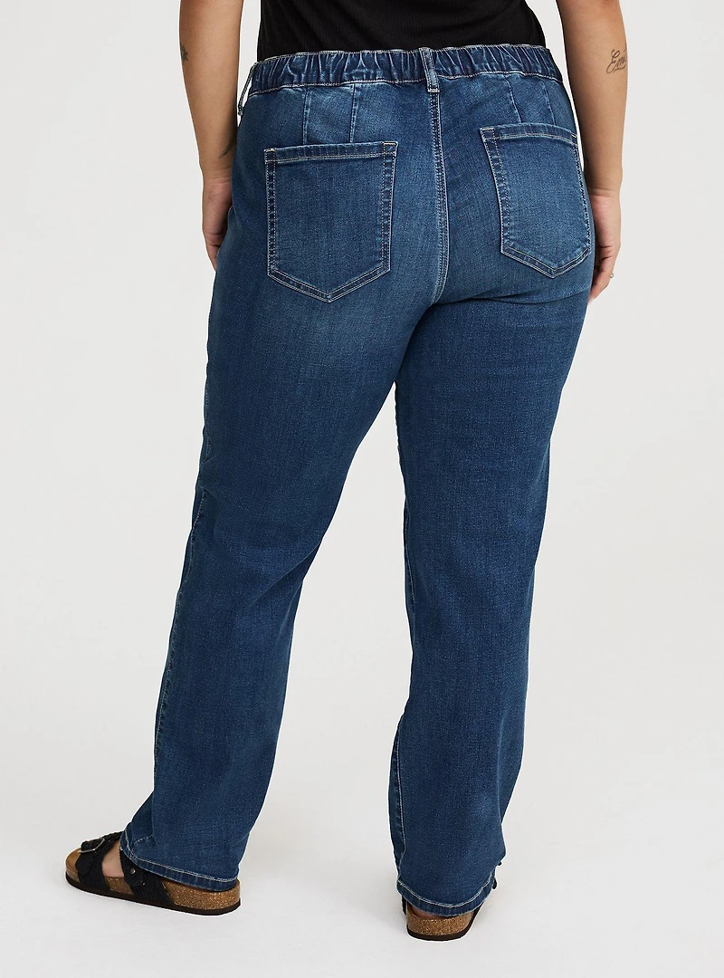 Weekend Mid-Rise Boyfriend Straight Jean