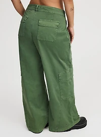 High-Rise Baggy Cargo Wide Leg Pant